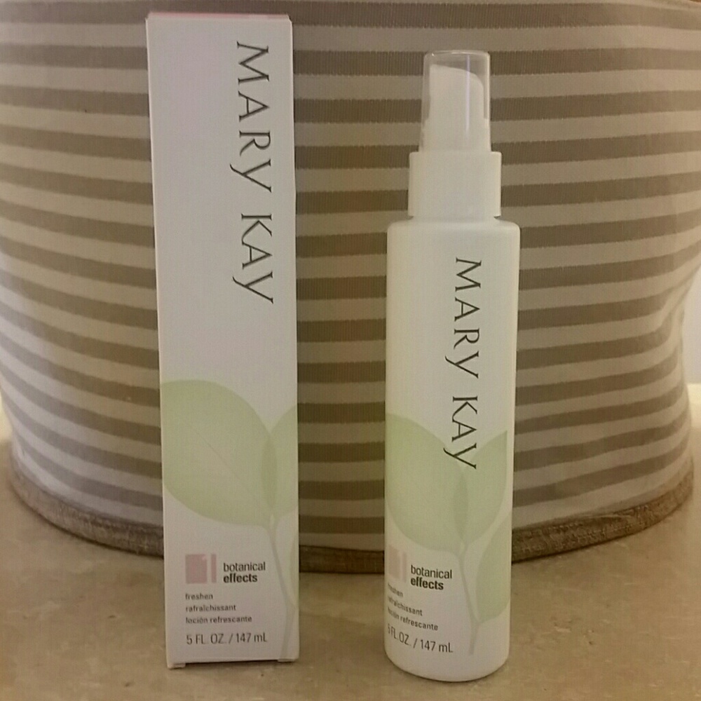 Mary Kay Botanical Effects Freshen 1